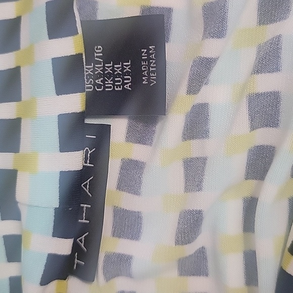 Tahari sleeveless XL flowy blouse top tunic - Picture 5 of 5